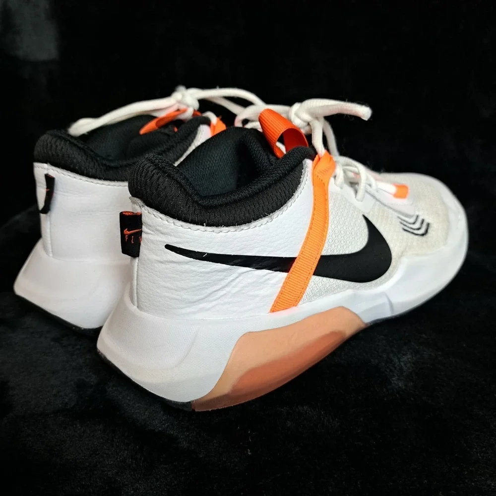 Nike Air Zoom Crossover GS Basketball Shoes White/Black/Orange Youth 6.5